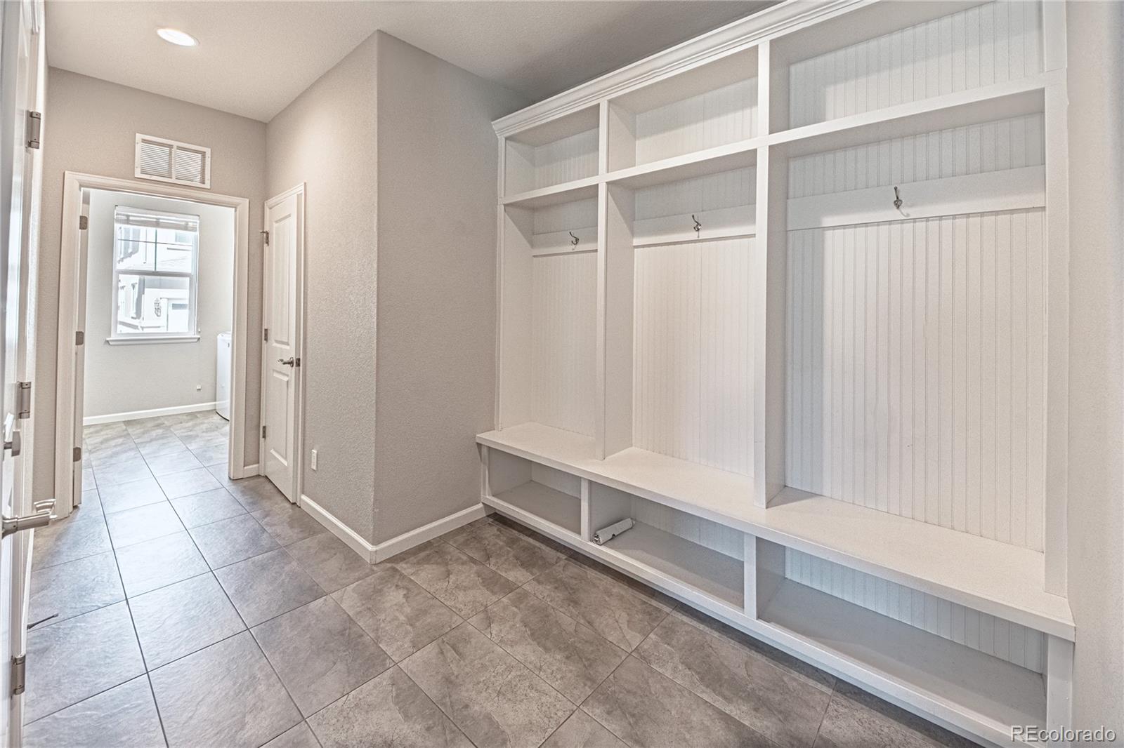 MLS Image #11 for 1306  promontory bluff view,colorado springs, Colorado