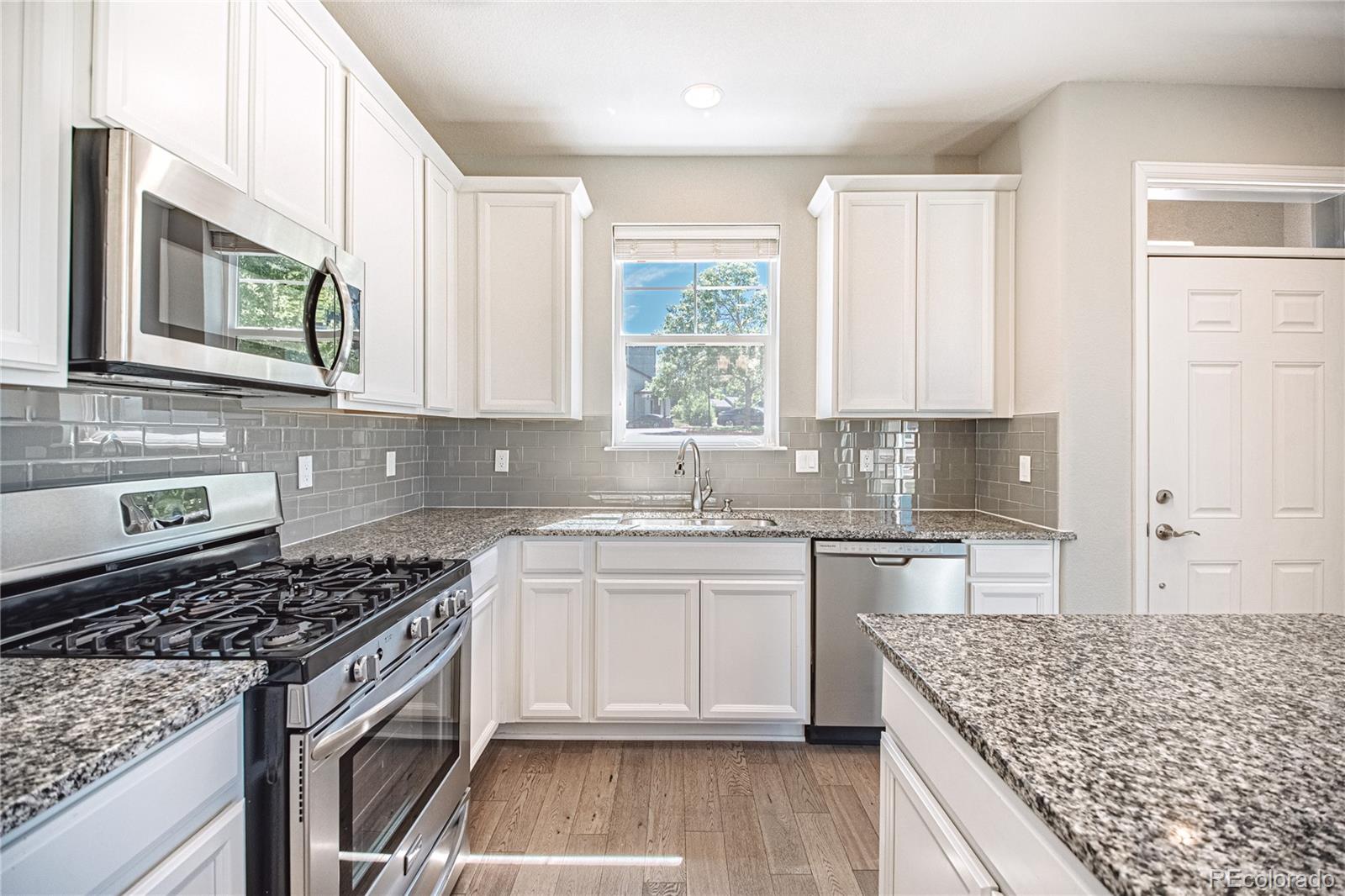 MLS Image #6 for 1306  promontory bluff view,colorado springs, Colorado