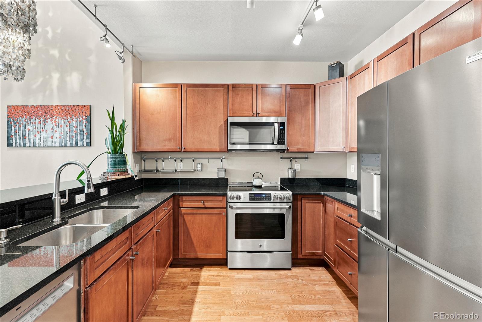 MLS Image #7 for 9019 e panorama circle d501,englewood, Colorado