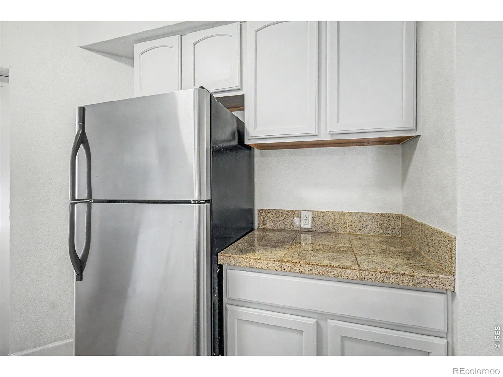 MLS Image #13 for 1629 n clarkson street,denver, Colorado
