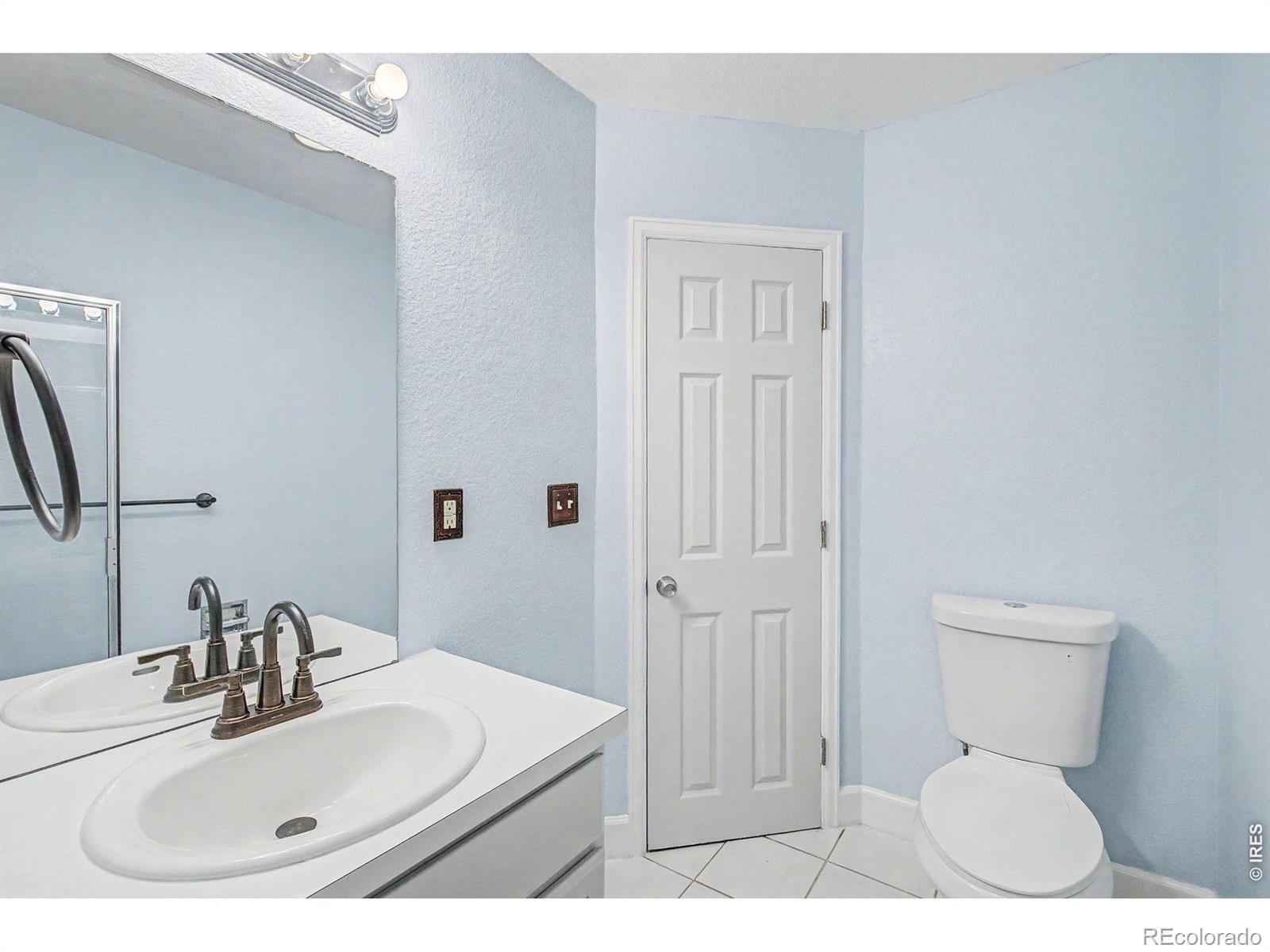 MLS Image #26 for 1629 n clarkson street,denver, Colorado