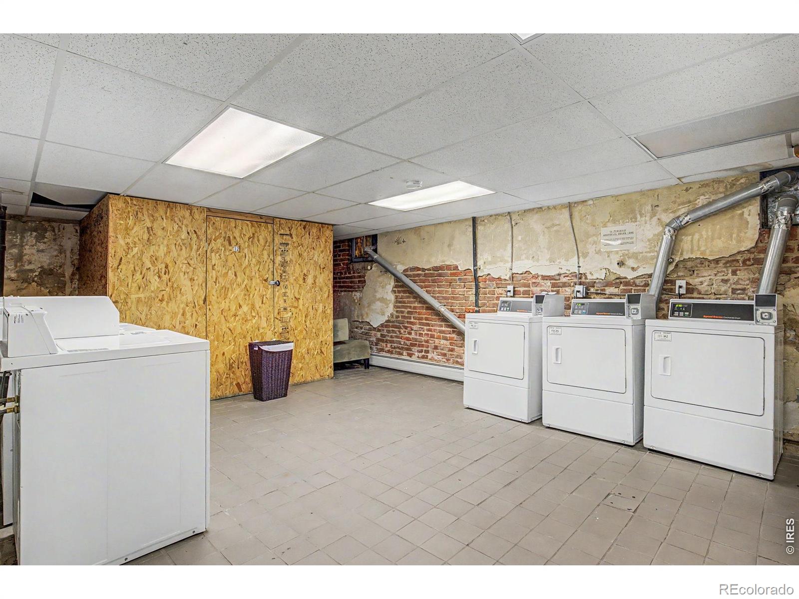 MLS Image #32 for 1629 n clarkson street,denver, Colorado