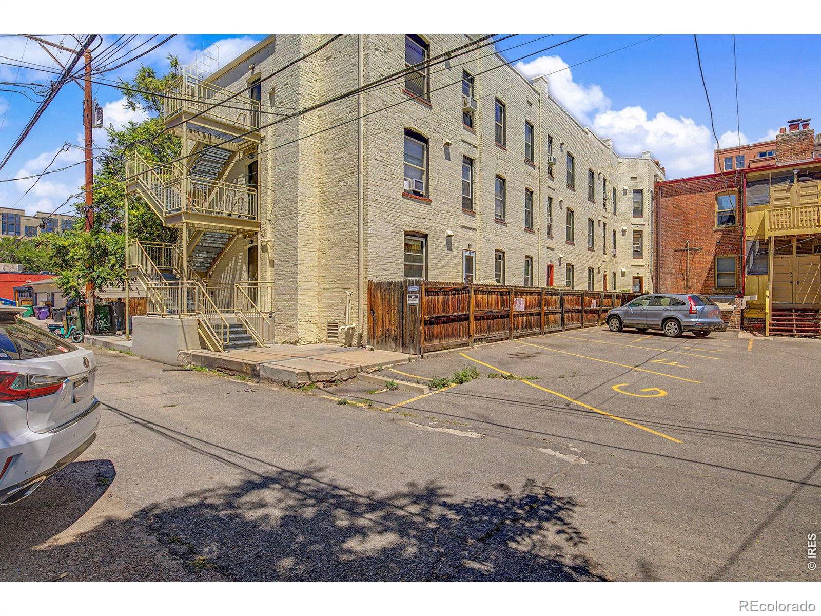 MLS Image #33 for 1629 n clarkson street,denver, Colorado