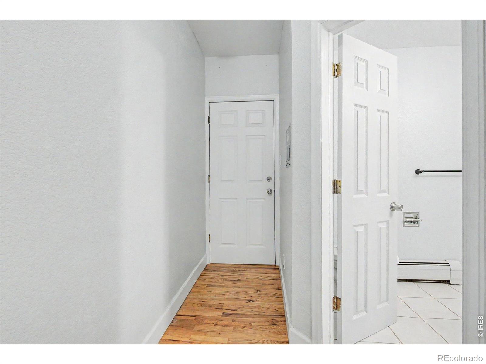 MLS Image #7 for 1629 n clarkson street,denver, Colorado