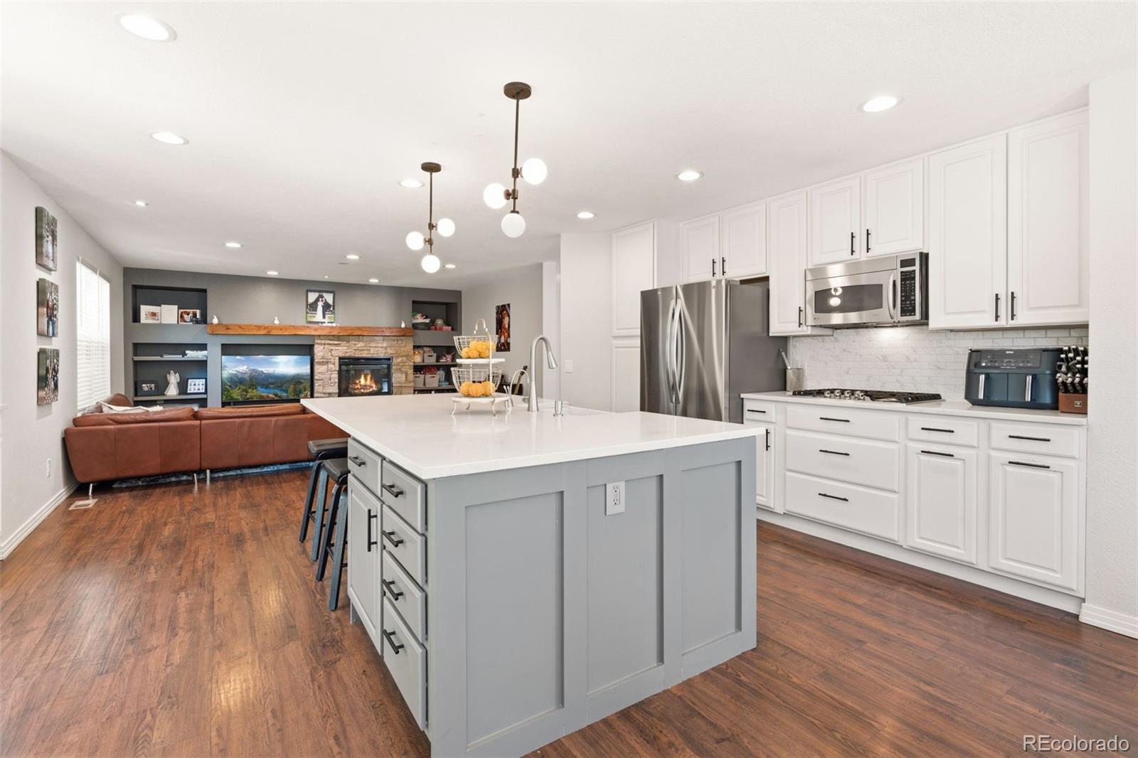 MLS Image #14 for 14363  waterside lane,broomfield, Colorado