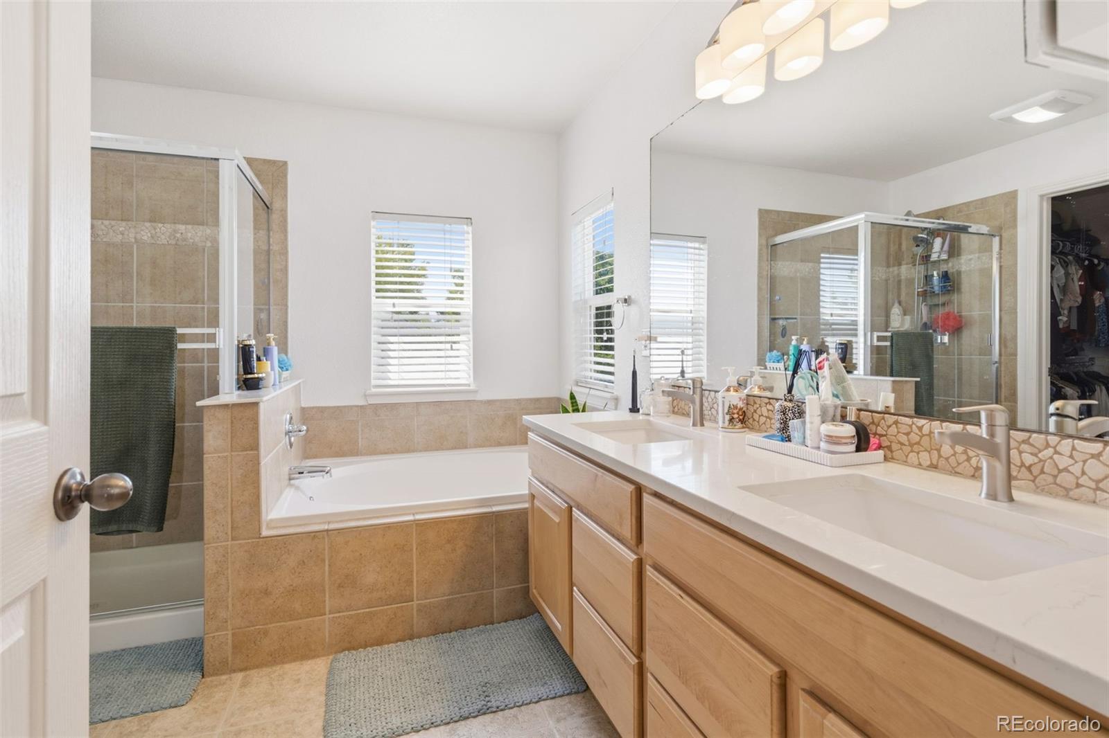 MLS Image #20 for 14363  waterside lane,broomfield, Colorado