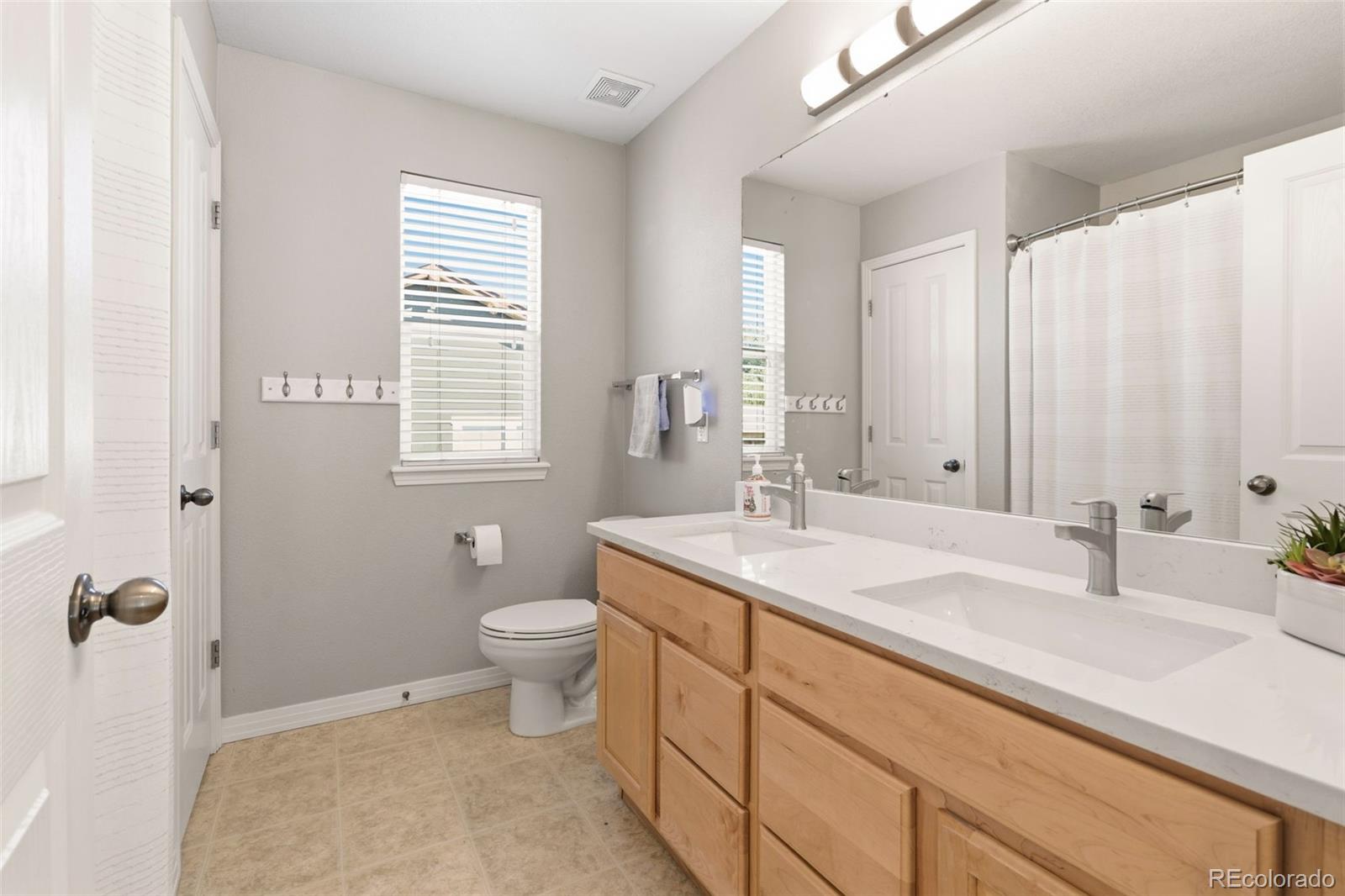 MLS Image #22 for 14363  waterside lane,broomfield, Colorado
