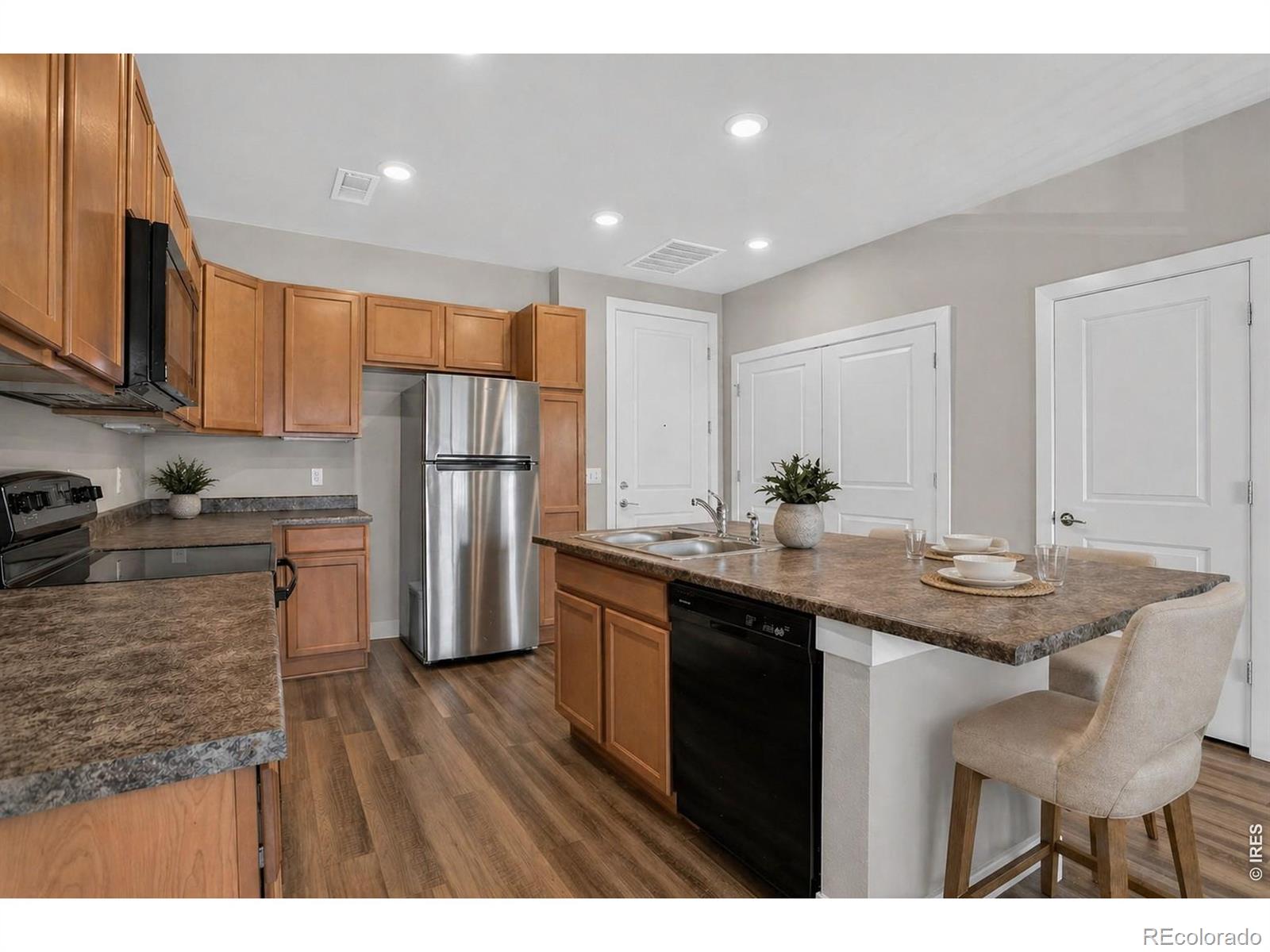 MLS Image #11 for 14351 e tennessee avenue,aurora, Colorado