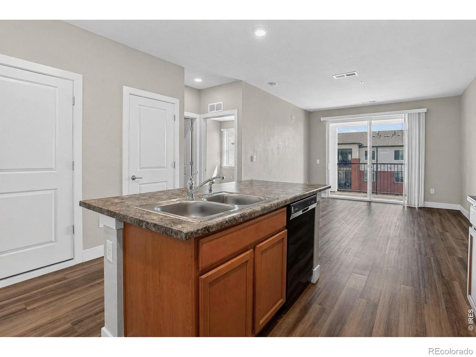 MLS Image #13 for 14351 e tennessee avenue,aurora, Colorado