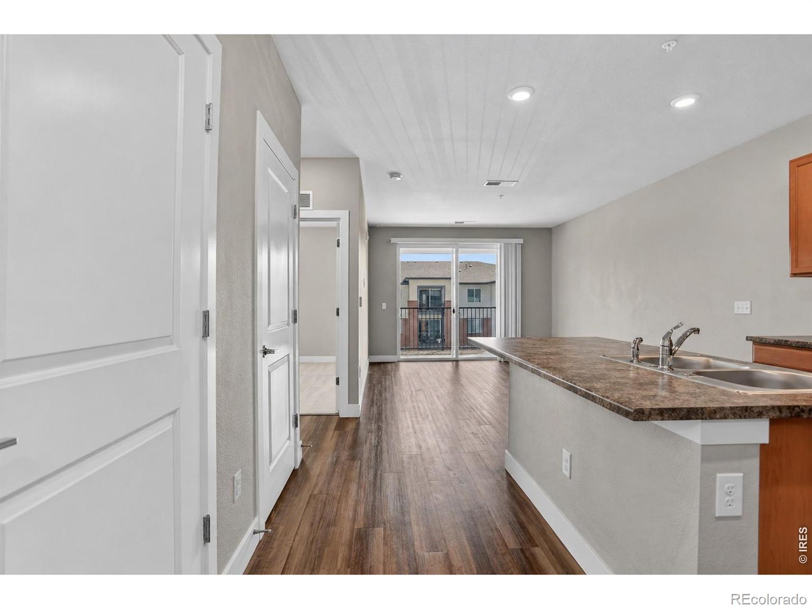 MLS Image #6 for 14351 e tennessee avenue,aurora, Colorado