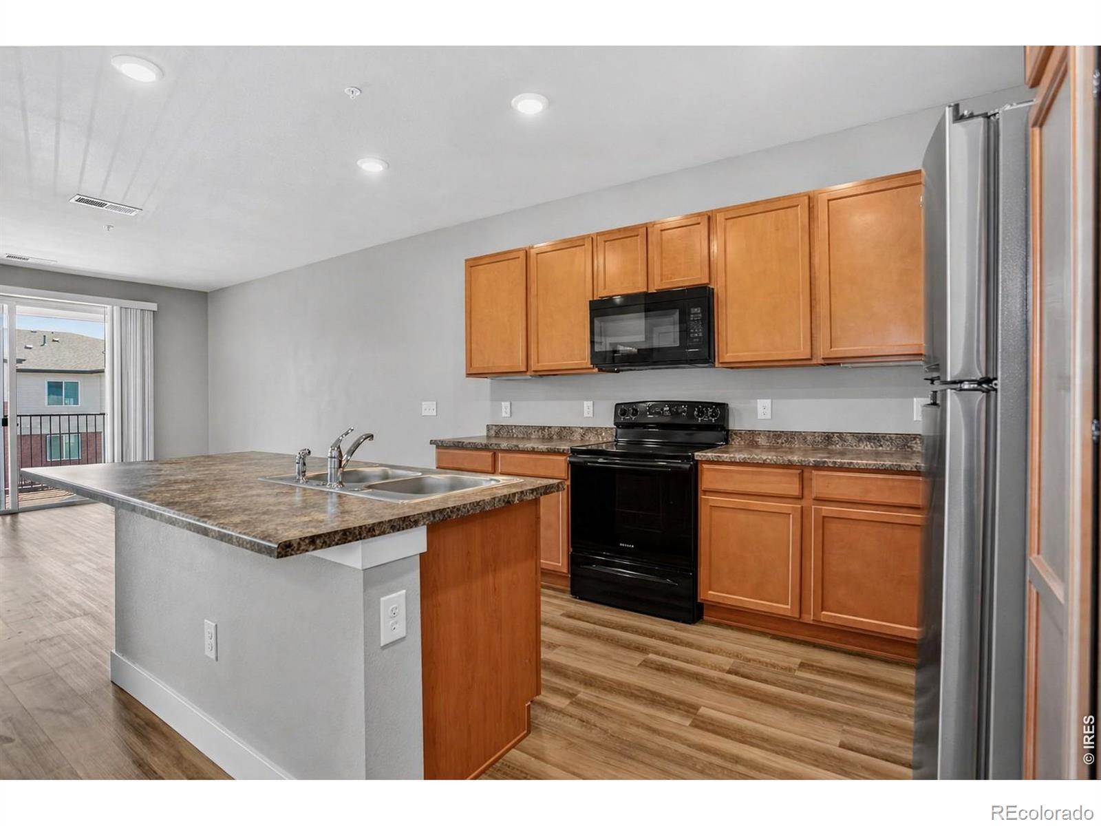 MLS Image #8 for 14351 e tennessee avenue,aurora, Colorado