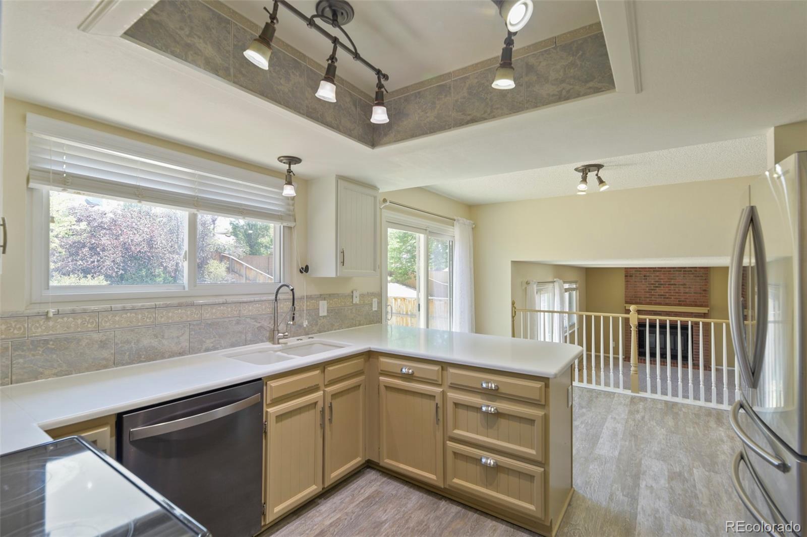 MLS Image #7 for 8454  tanglewood street,littleton, Colorado