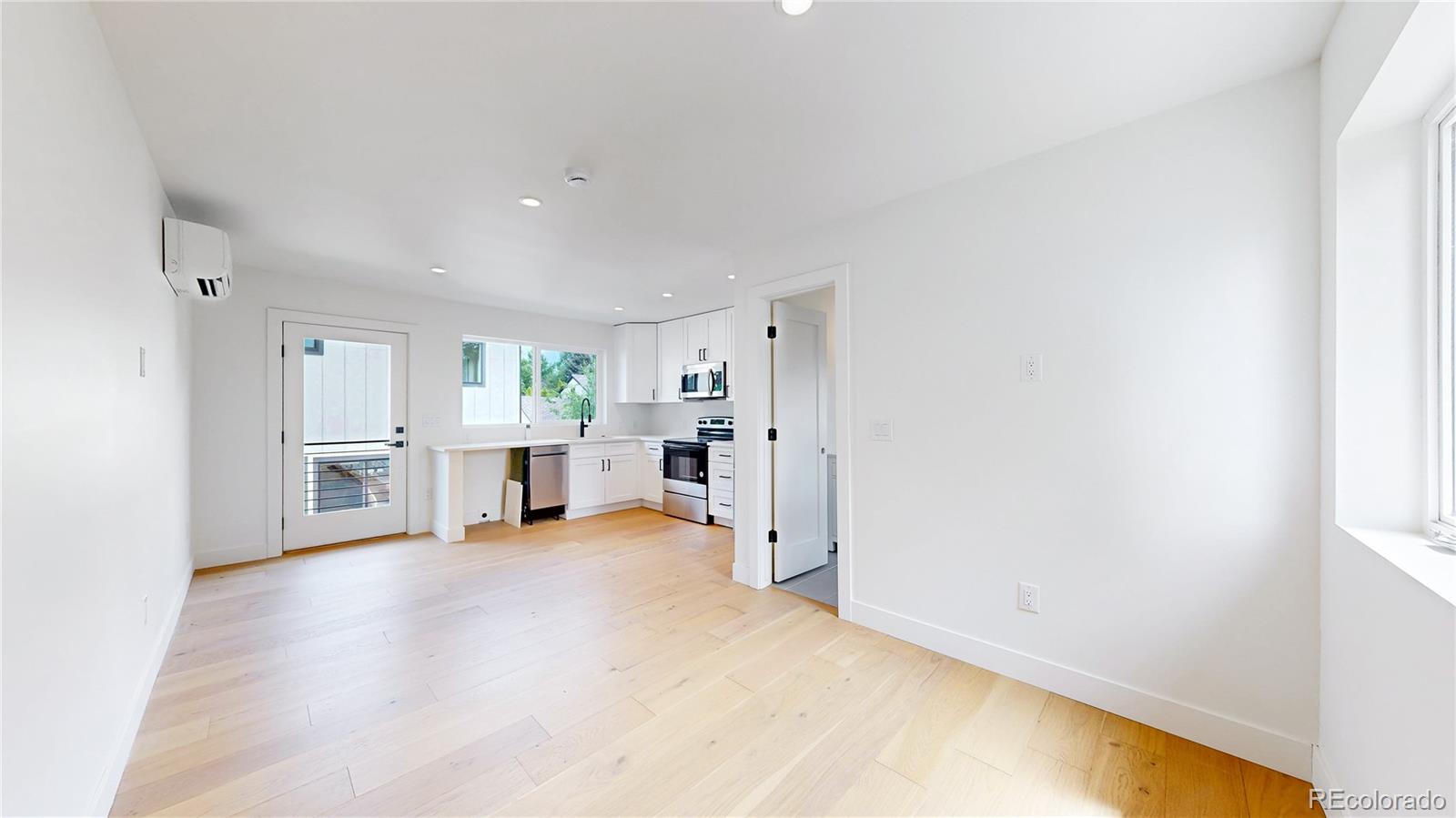 MLS Image #47 for 2135 s high street,denver, Colorado