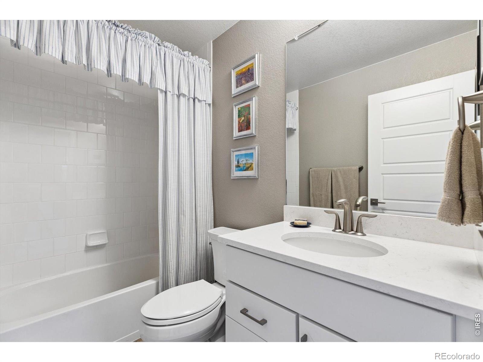 MLS Image #13 for 9340 e 58th avenue,denver, Colorado