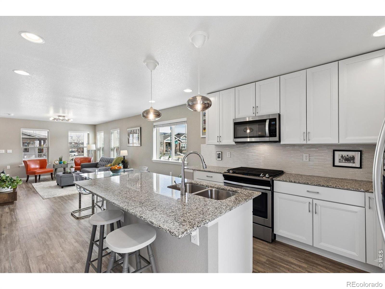 MLS Image #8 for 9340 e 58th avenue,denver, Colorado