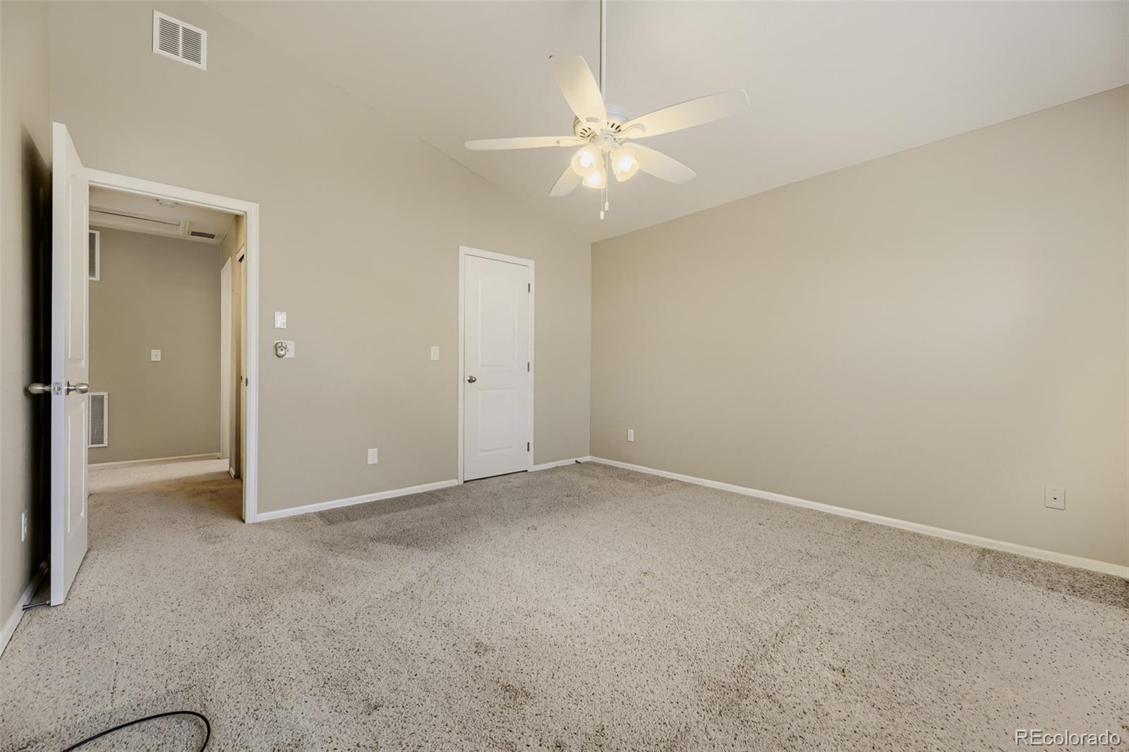 MLS Image #11 for 25293 e 5th avenue,aurora, Colorado