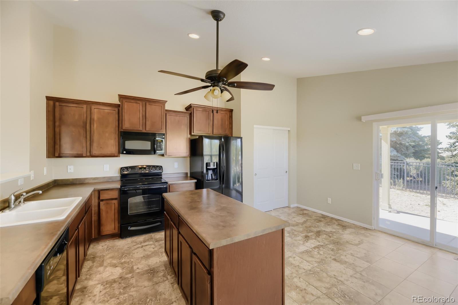 MLS Image #3 for 25293 e 5th avenue,aurora, Colorado