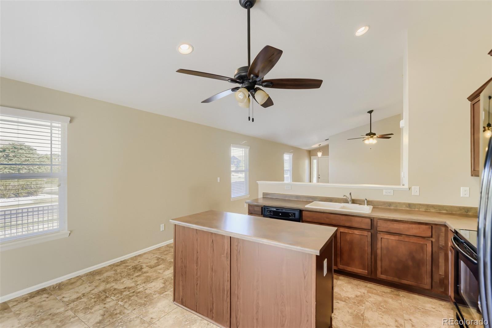 MLS Image #4 for 25293 e 5th avenue,aurora, Colorado