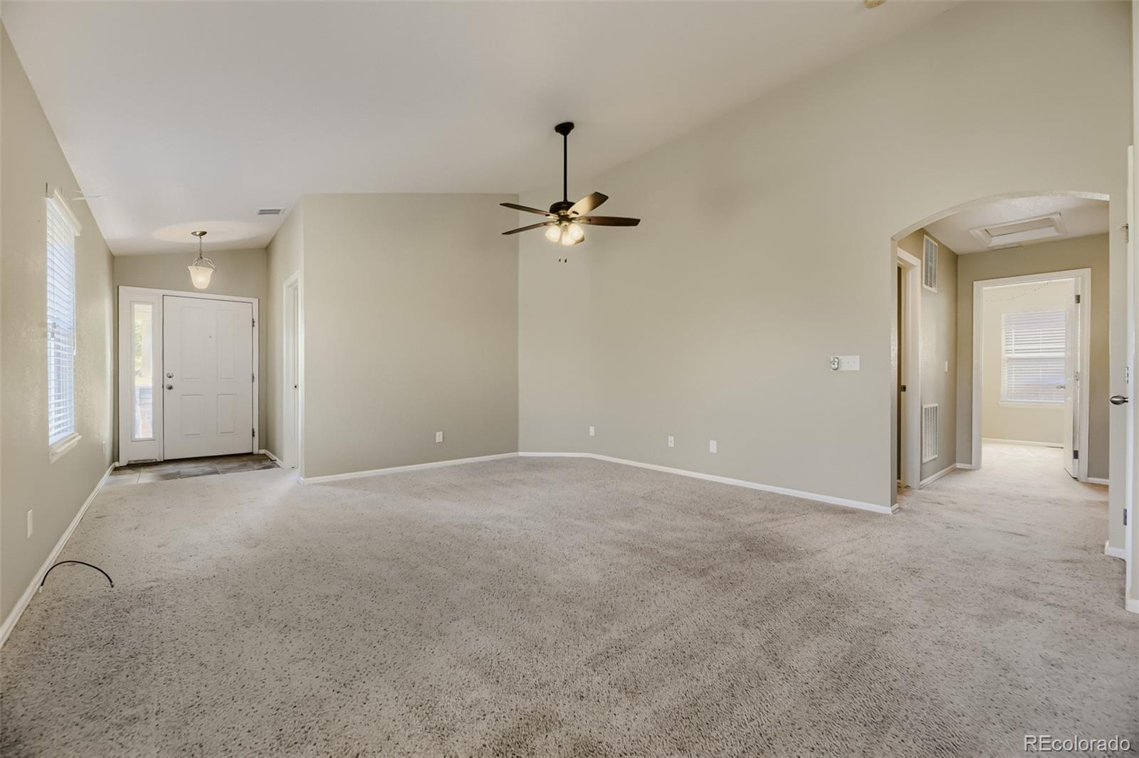 MLS Image #7 for 25293 e 5th avenue,aurora, Colorado