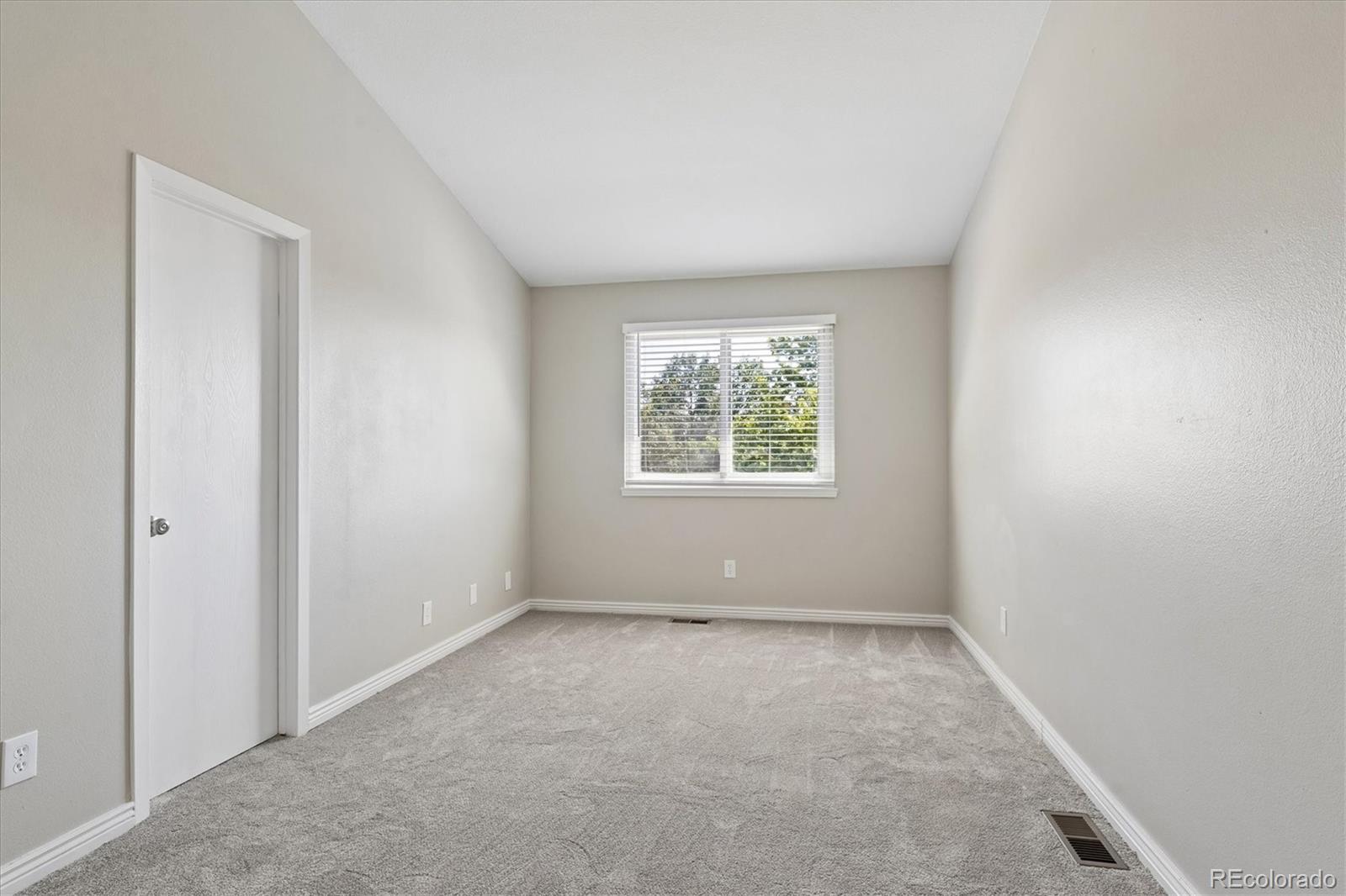 MLS Image #10 for 9806  madison street,denver, Colorado
