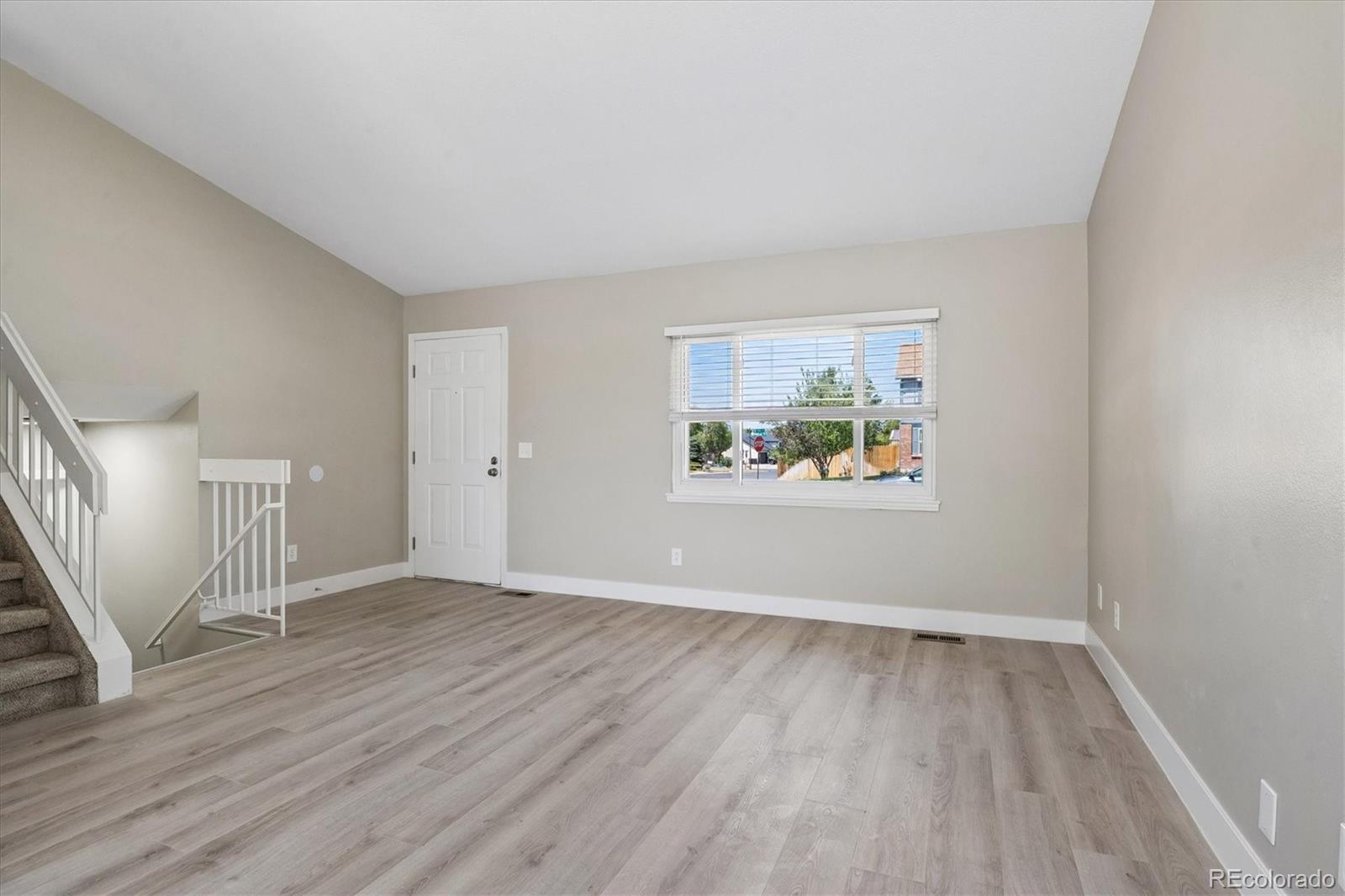 MLS Image #4 for 9806  madison street,denver, Colorado