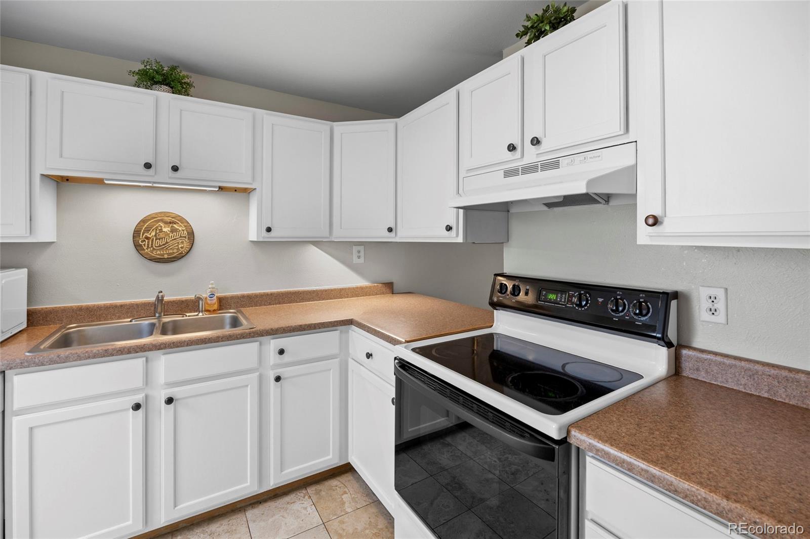 MLS Image #19 for 4775 w moorhead circle,boulder, Colorado