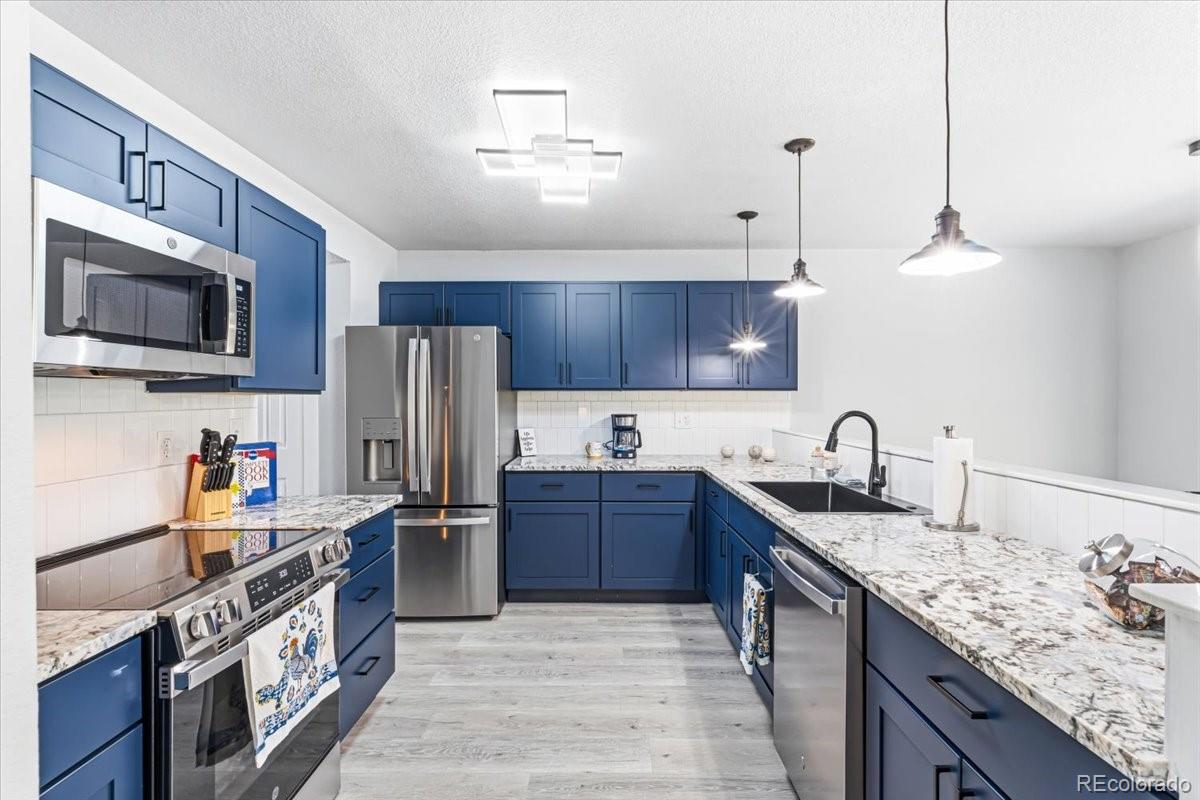 MLS Image #6 for 10149  oak street,broomfield, Colorado