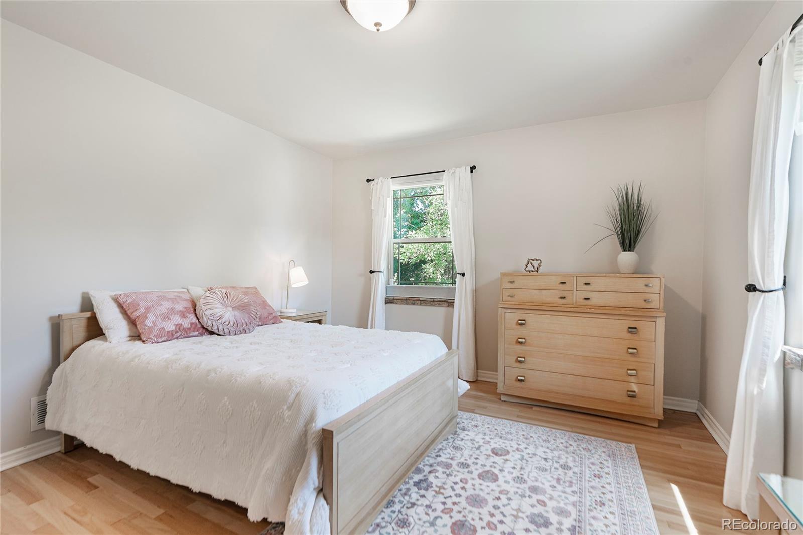 MLS Image #22 for 1090  bonnie brae boulevard,denver, Colorado