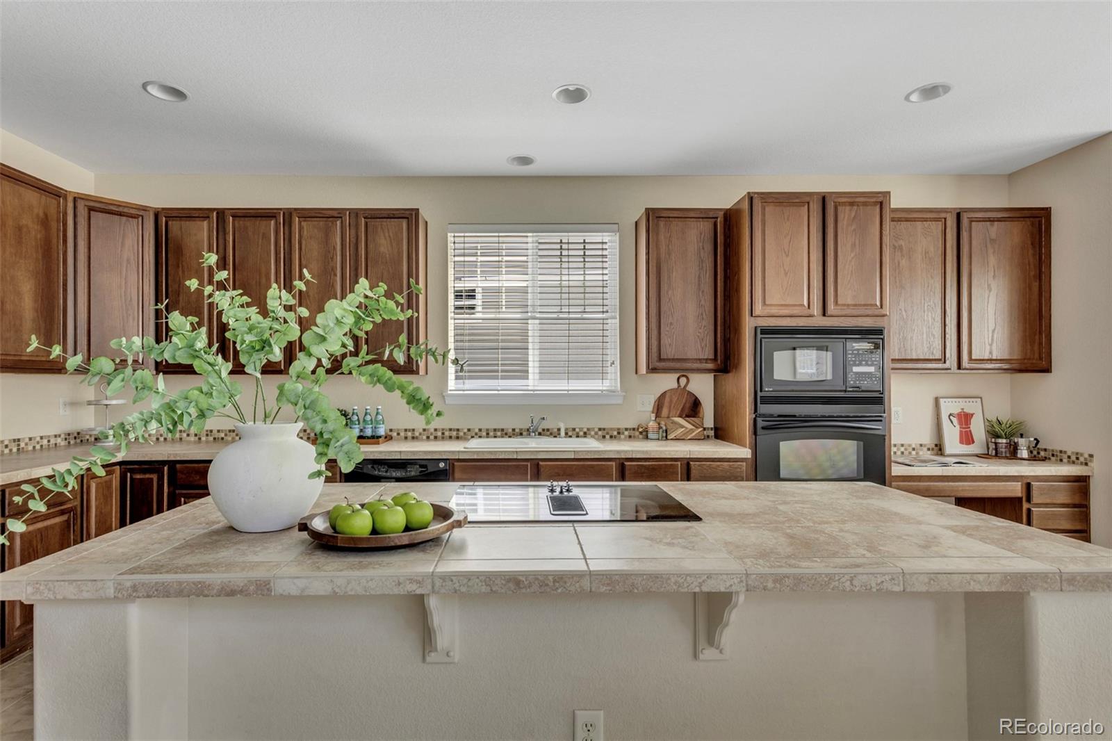 MLS Image #0 for 22245 e glasgow place,aurora, Colorado