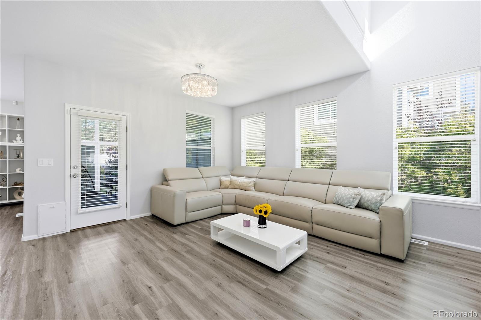 MLS Image #12 for 10699  torrington lane,littleton, Colorado