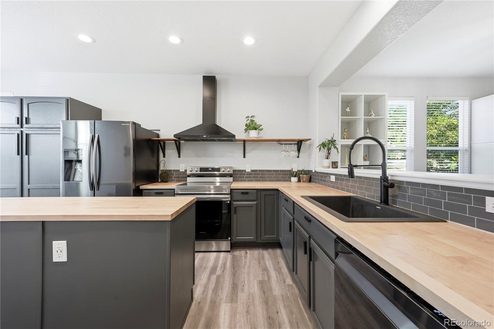 MLS Image #7 for 10699  torrington lane,littleton, Colorado
