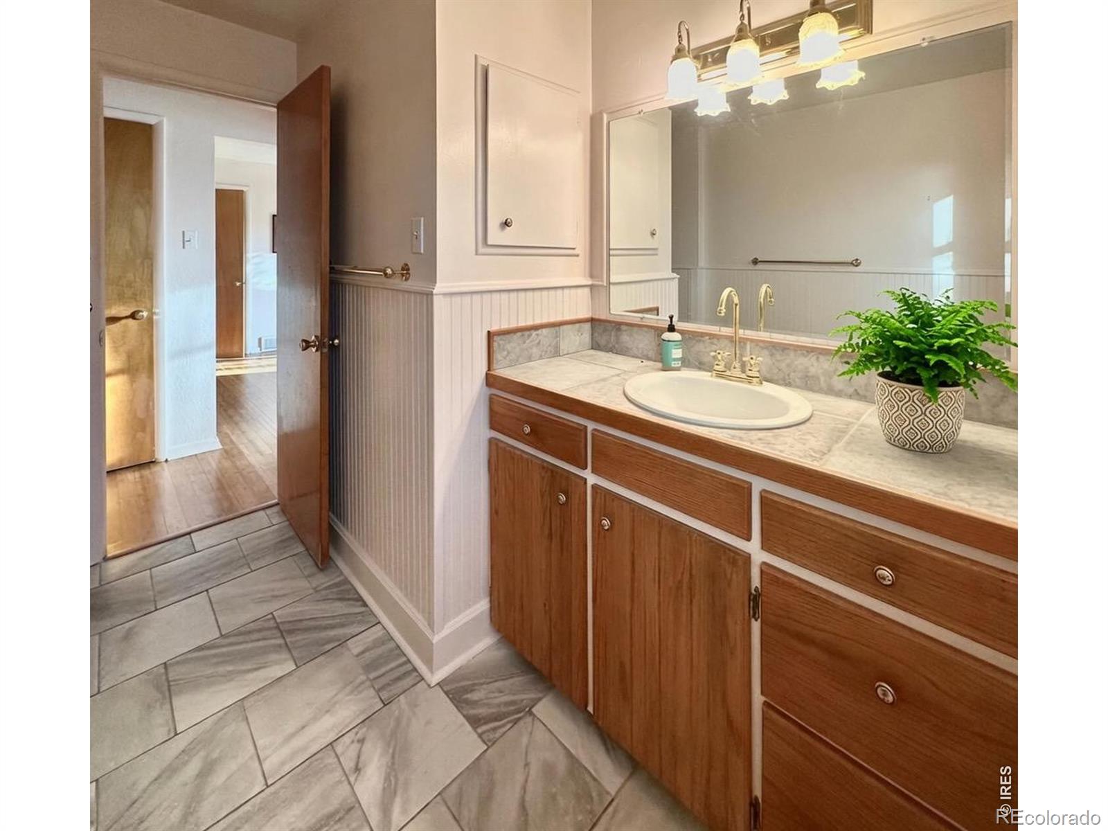 MLS Image #11 for 1809  delwood avenue,greeley, Colorado
