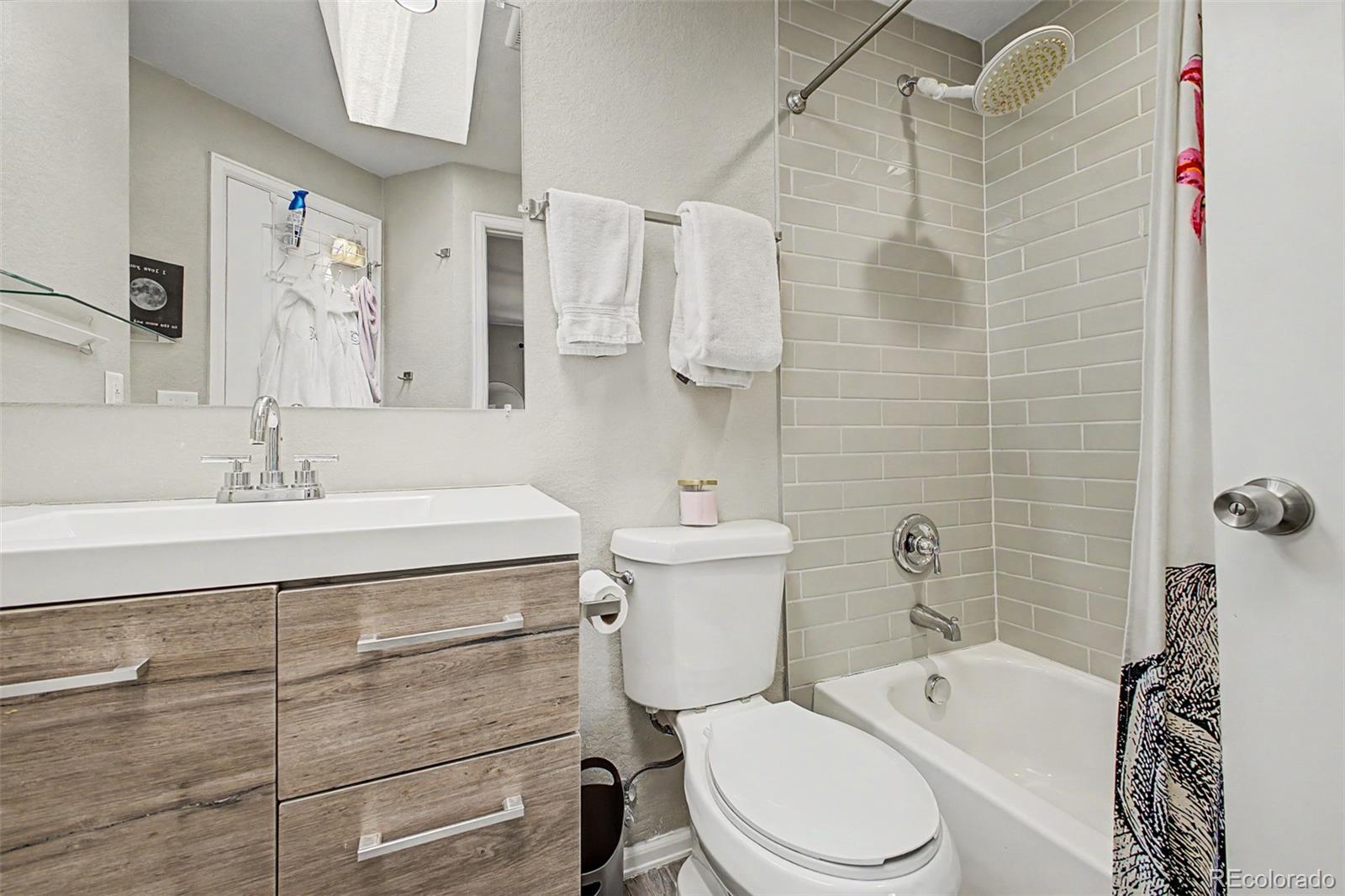 MLS Image #17 for 20040 e wagontrail drive,aurora, Colorado