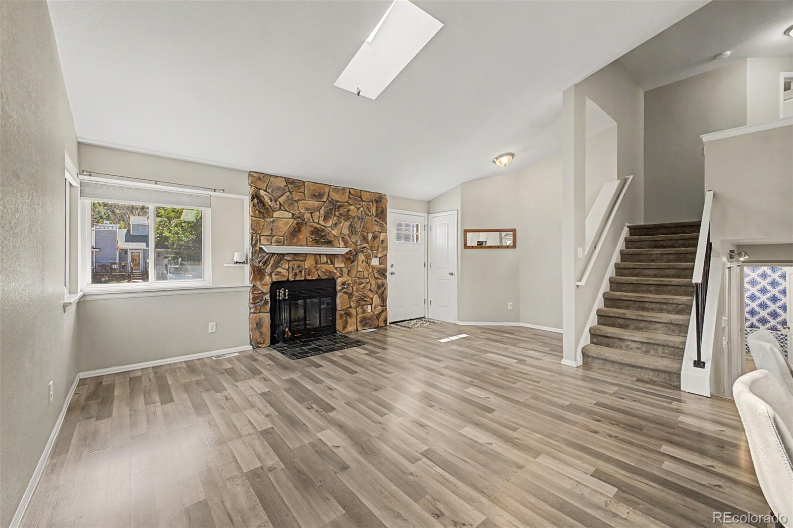 MLS Image #3 for 20040 e wagontrail drive,aurora, Colorado