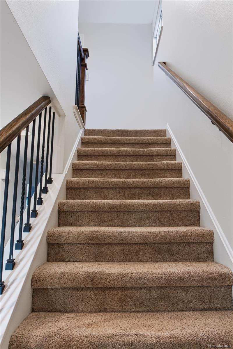 MLS Image #3 for 660  omega lane,littleton, Colorado
