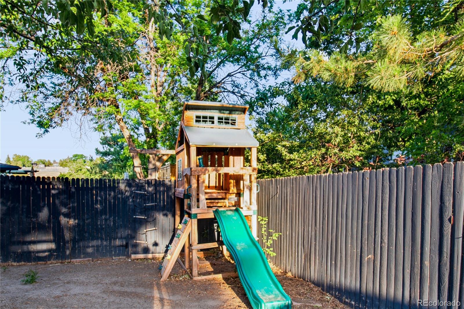 MLS Image #4 for 660  omega lane,littleton, Colorado