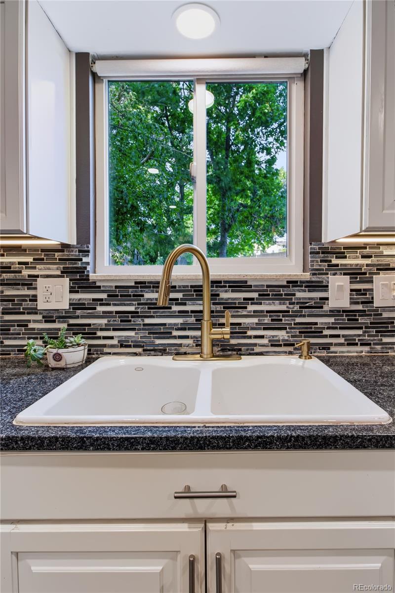 MLS Image #6 for 660  omega lane,littleton, Colorado