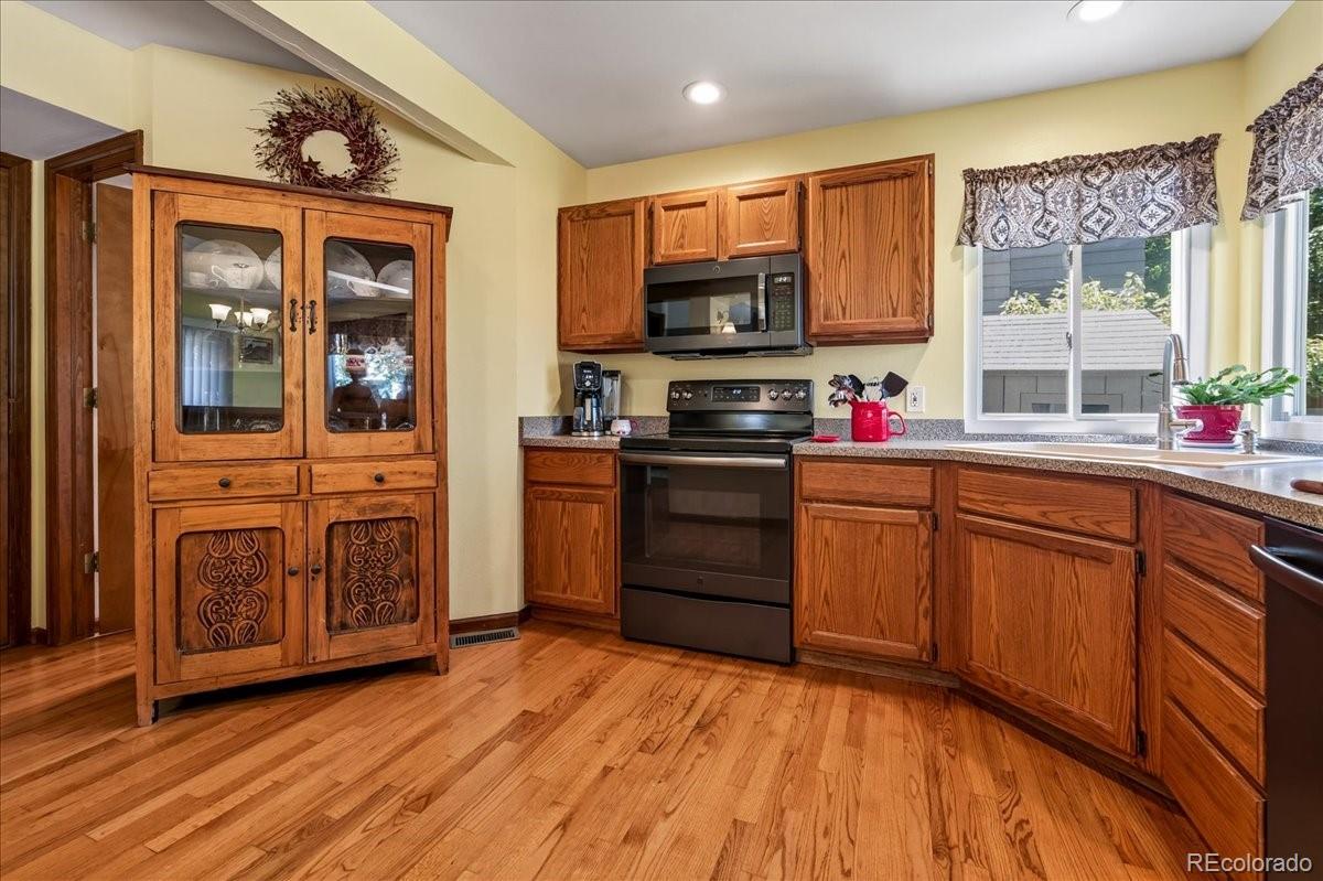 MLS Image #8 for 11795 w 85th avenue,arvada, Colorado