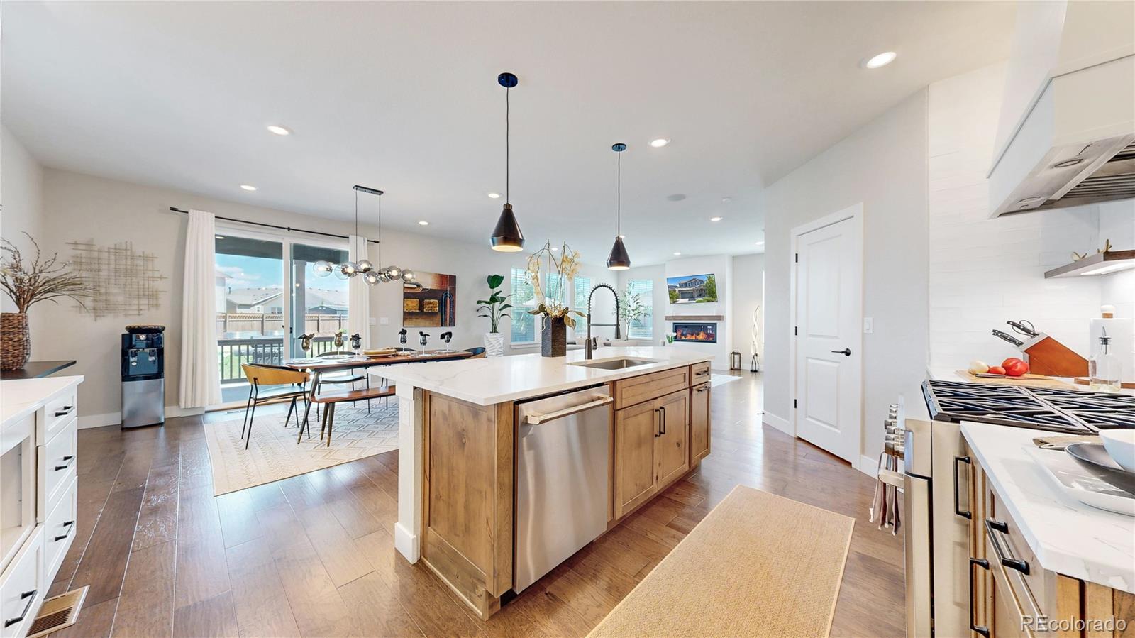 MLS Image #10 for 5938 n odessa street,aurora, Colorado