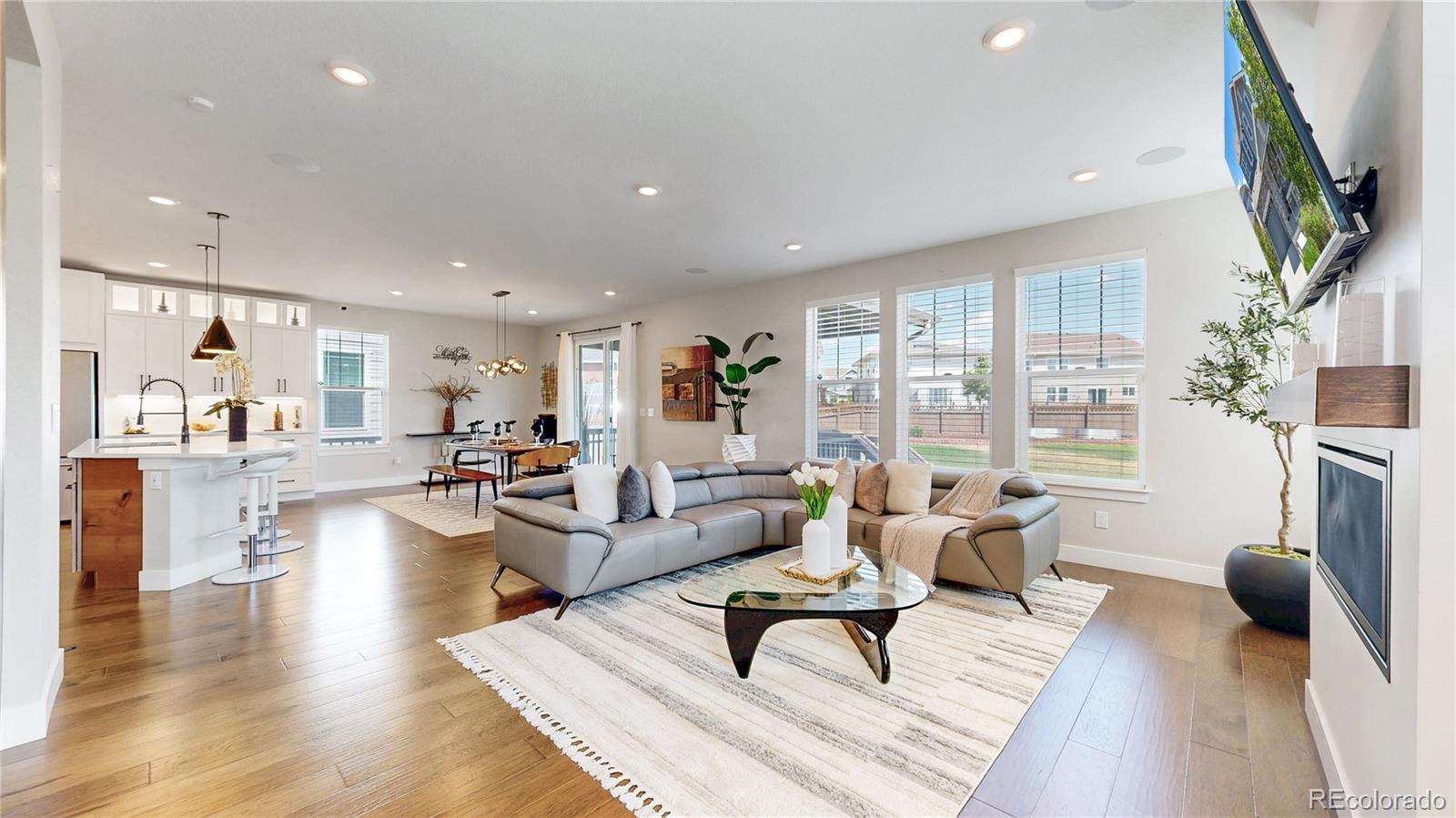 MLS Image #4 for 5938 n odessa street,aurora, Colorado