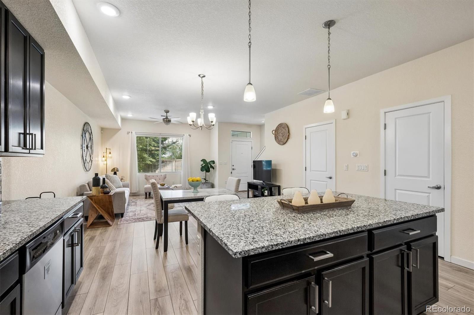 MLS Image #16 for 857 e 98th avenue,denver, Colorado