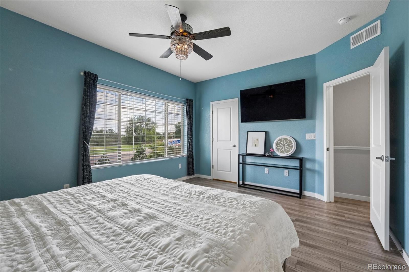 MLS Image #21 for 857 e 98th avenue,denver, Colorado