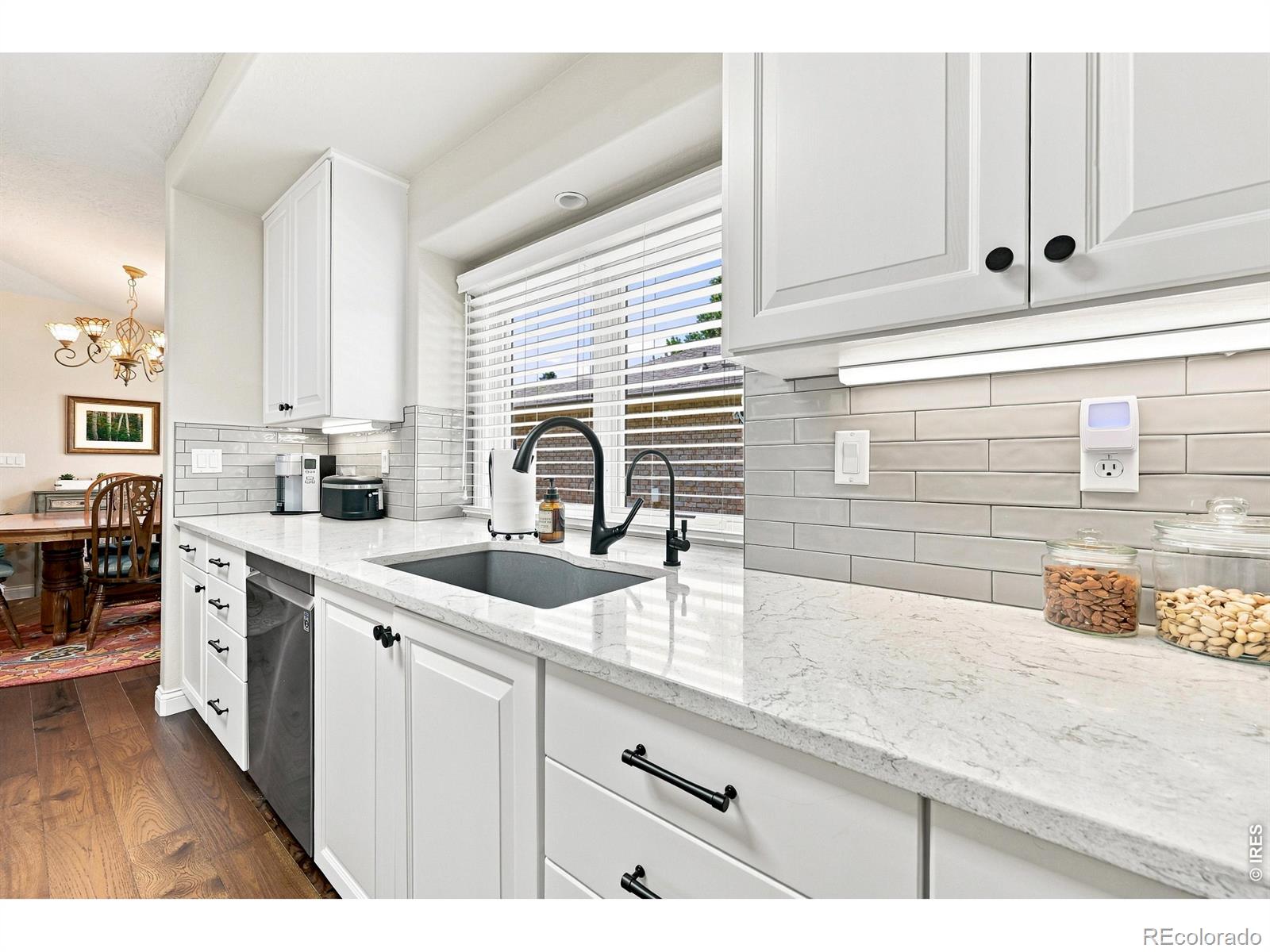 MLS Image #12 for 2010  46th avenue,greeley, Colorado
