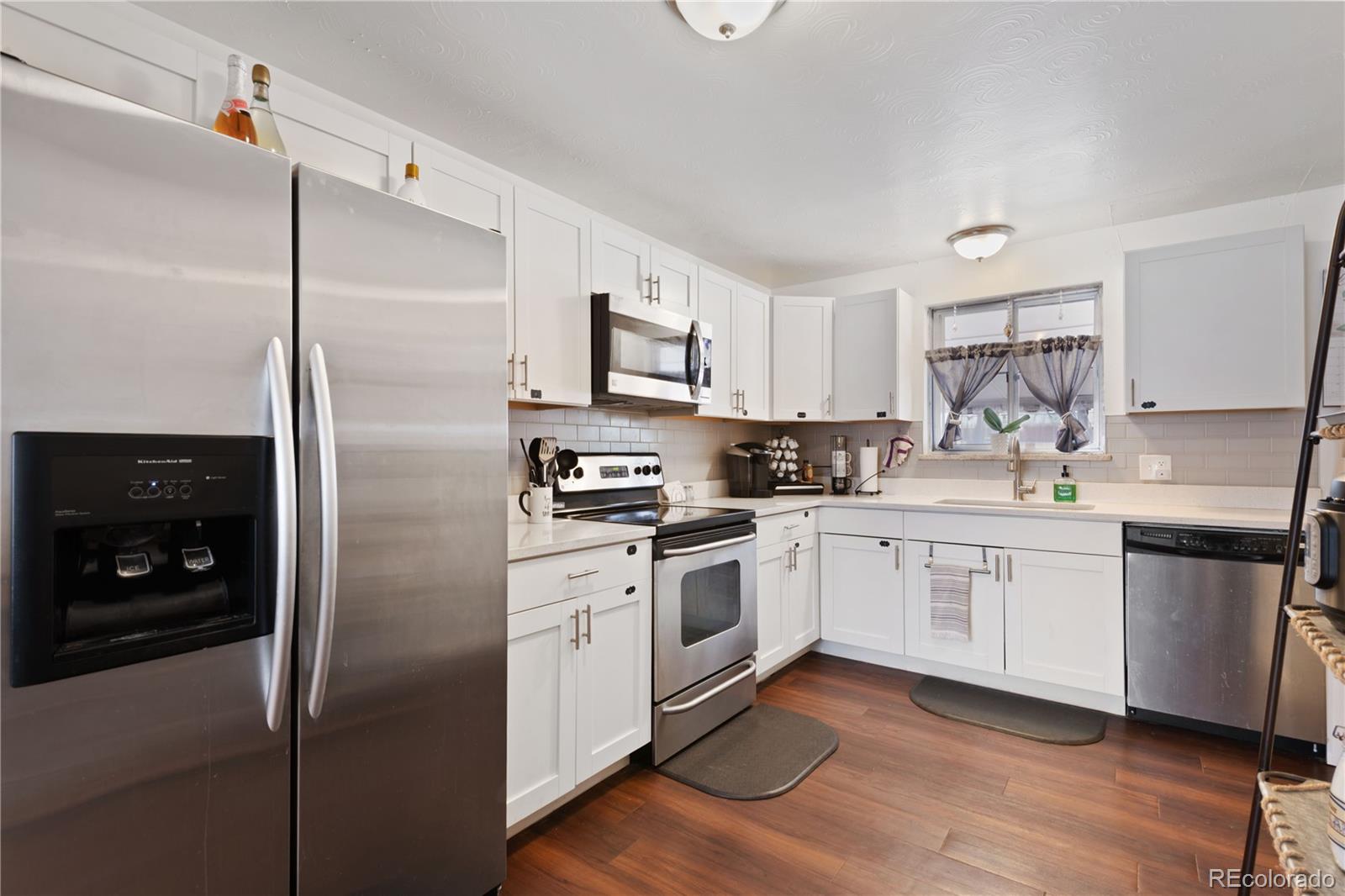 MLS Image #5 for 12303 e alaska avenue,aurora, Colorado