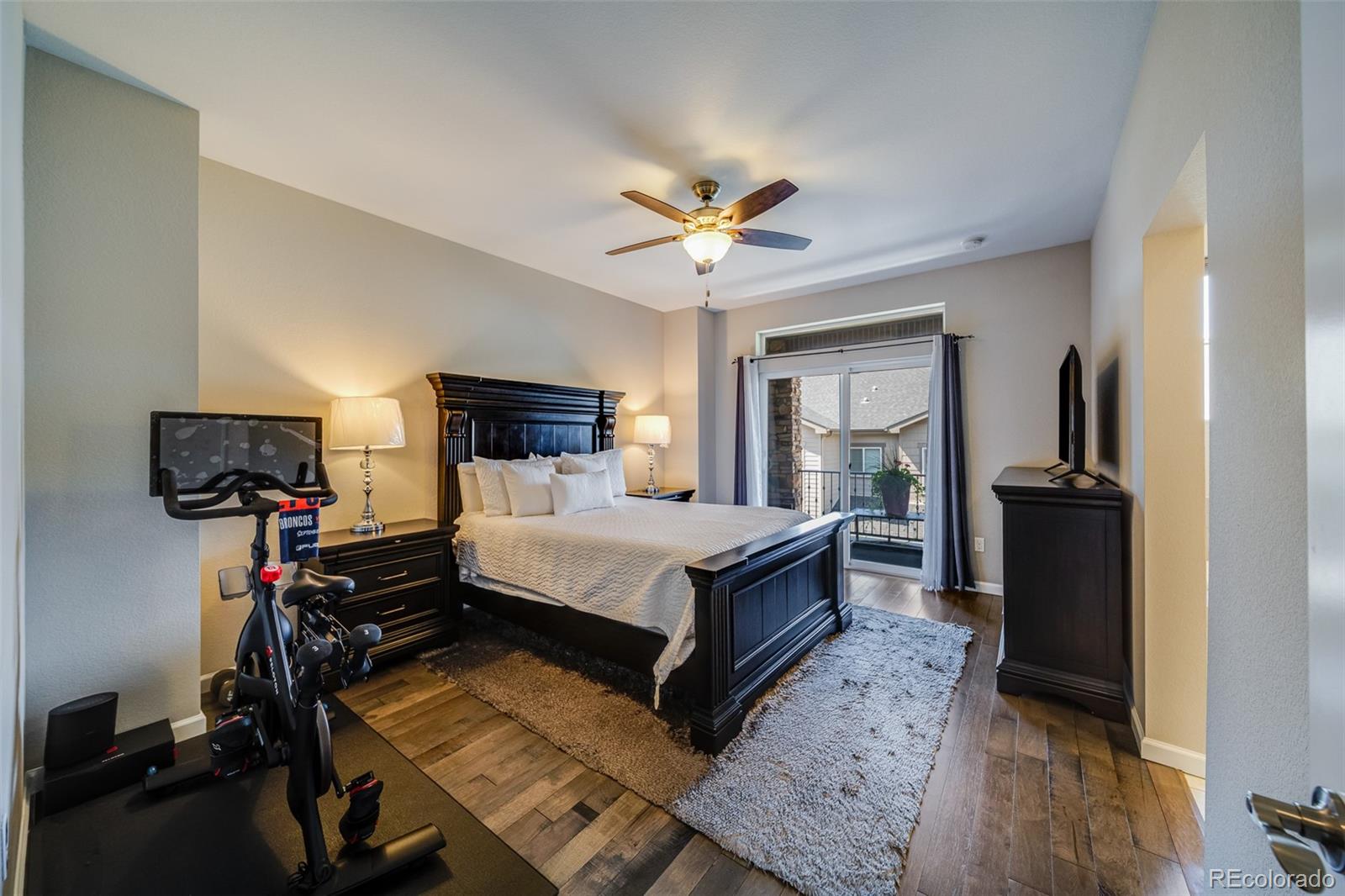 MLS Image #10 for 570 e dry creek place,littleton, Colorado