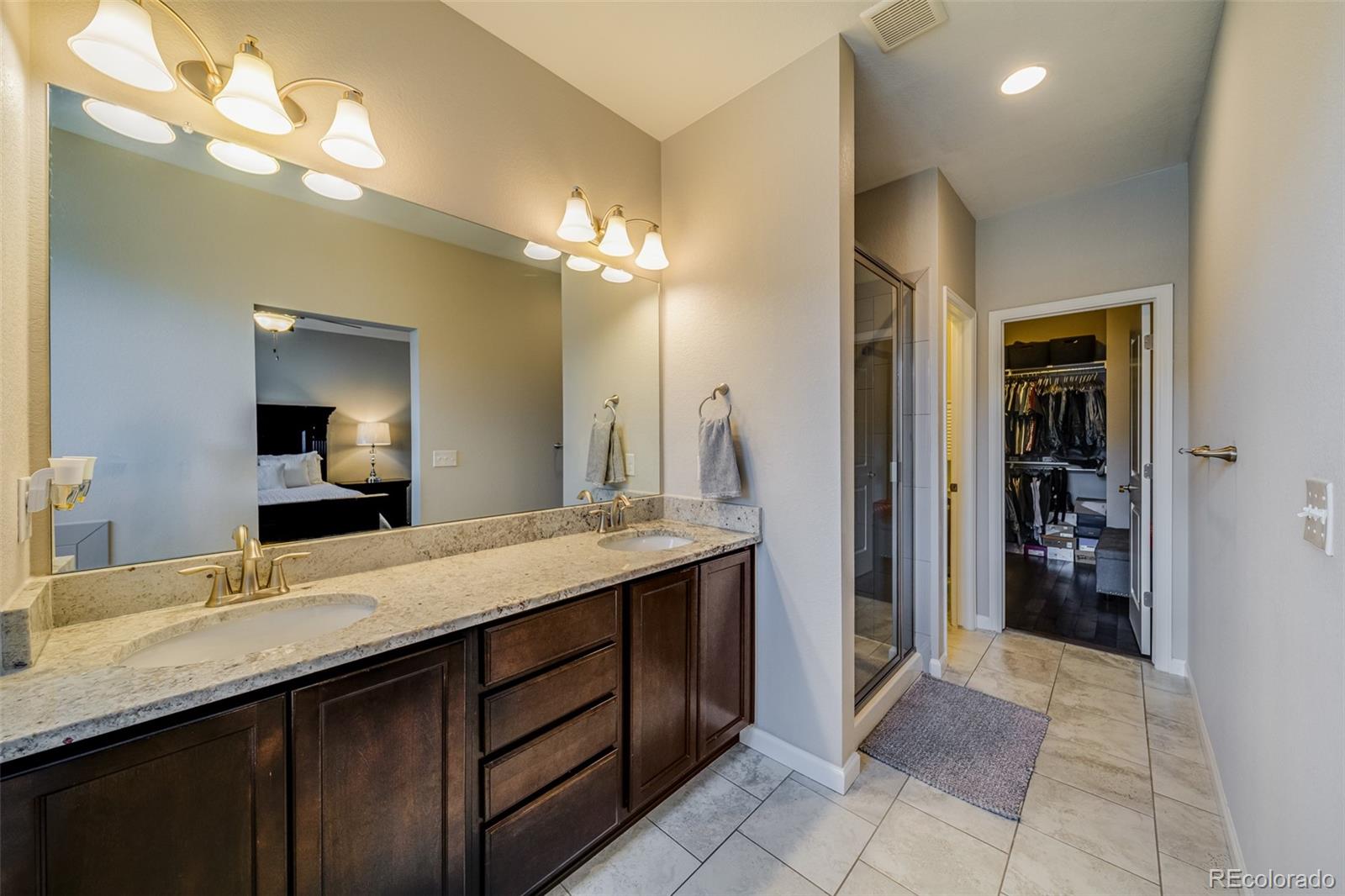 MLS Image #13 for 570 e dry creek place,littleton, Colorado