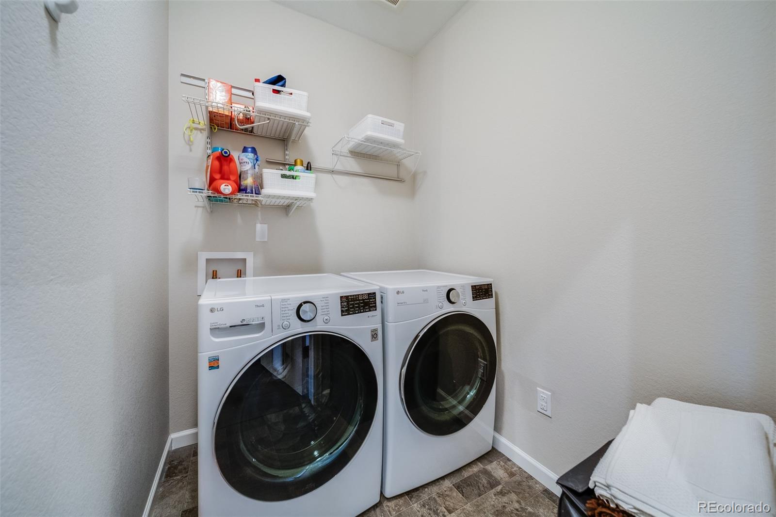 MLS Image #18 for 570 e dry creek place,littleton, Colorado