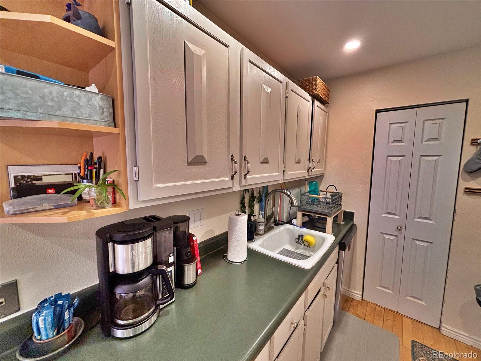 MLS Image #13 for 501  golden circle,golden, Colorado