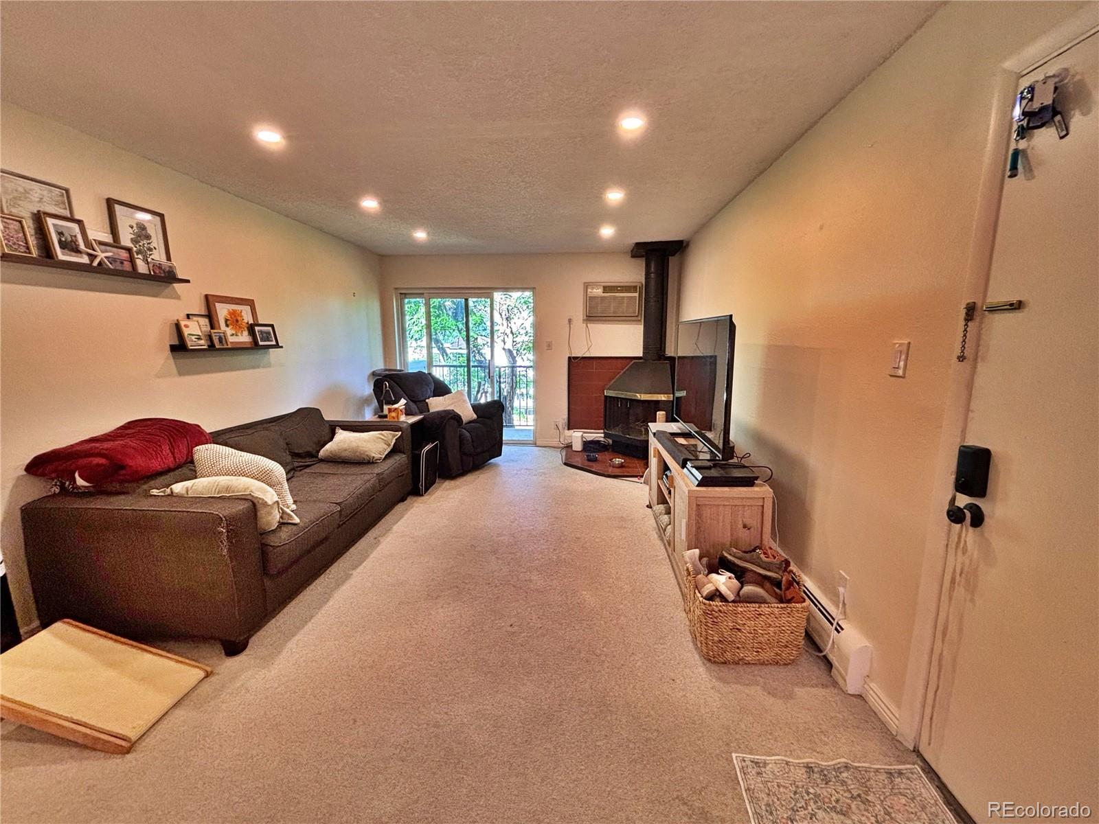 MLS Image #7 for 501  golden circle,golden, Colorado