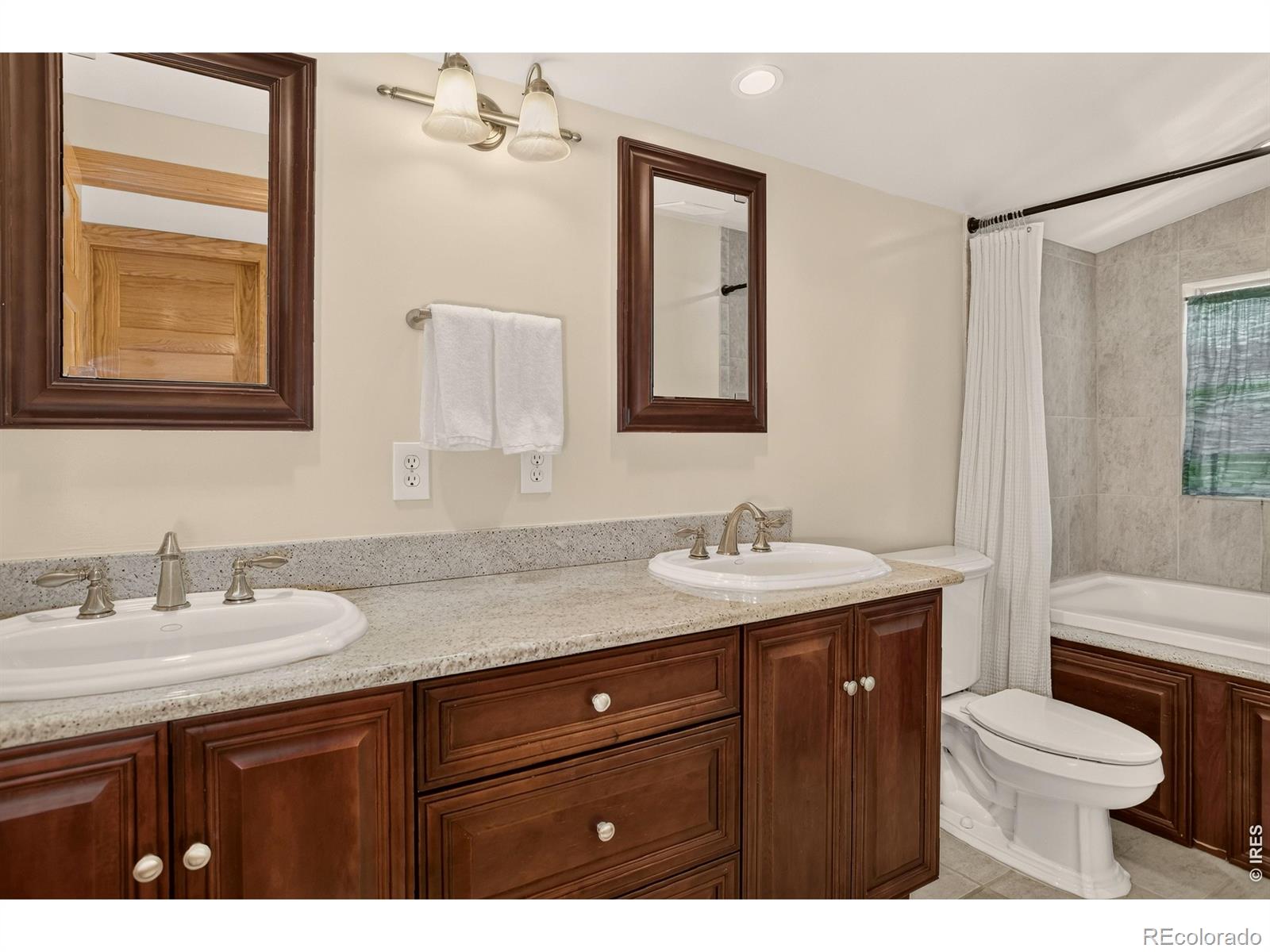 MLS Image #22 for 2109 n gilpin street,denver, Colorado